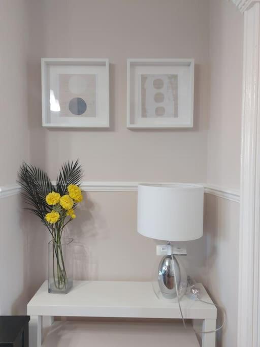 Beautiful Bright Three Bedroom House In Brighton And Hove With Free Parking Esterno foto
